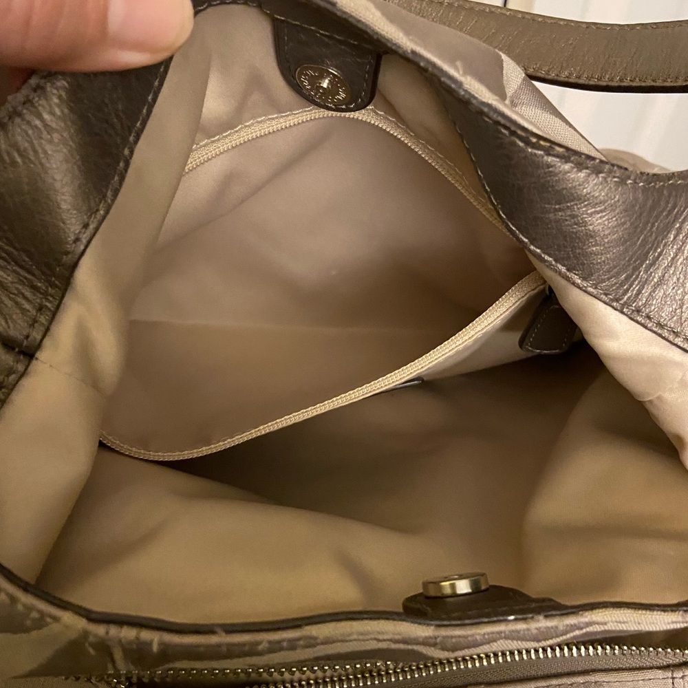 Coach purse-great shape and tons of pockets! - Picture 5 of 10